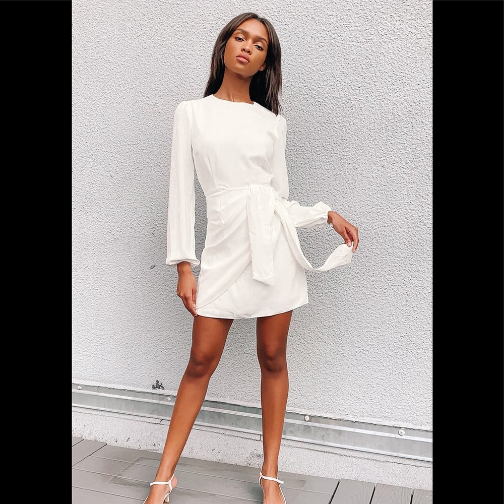 Lulus white long sleeve dress